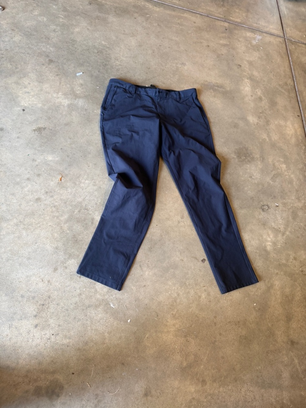 7 Diamonds Men's Navy Chinos